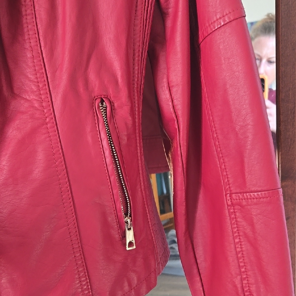 Women's Red Jacket - Picture 5 of 11